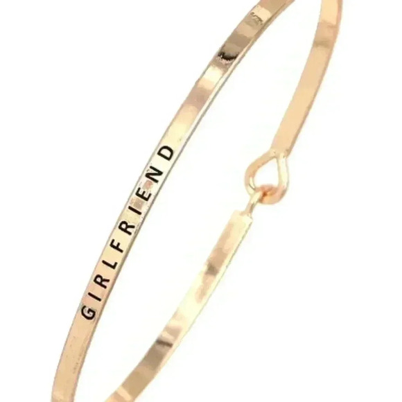 Girlfriend Message Bracelet - Picture 1 of 1